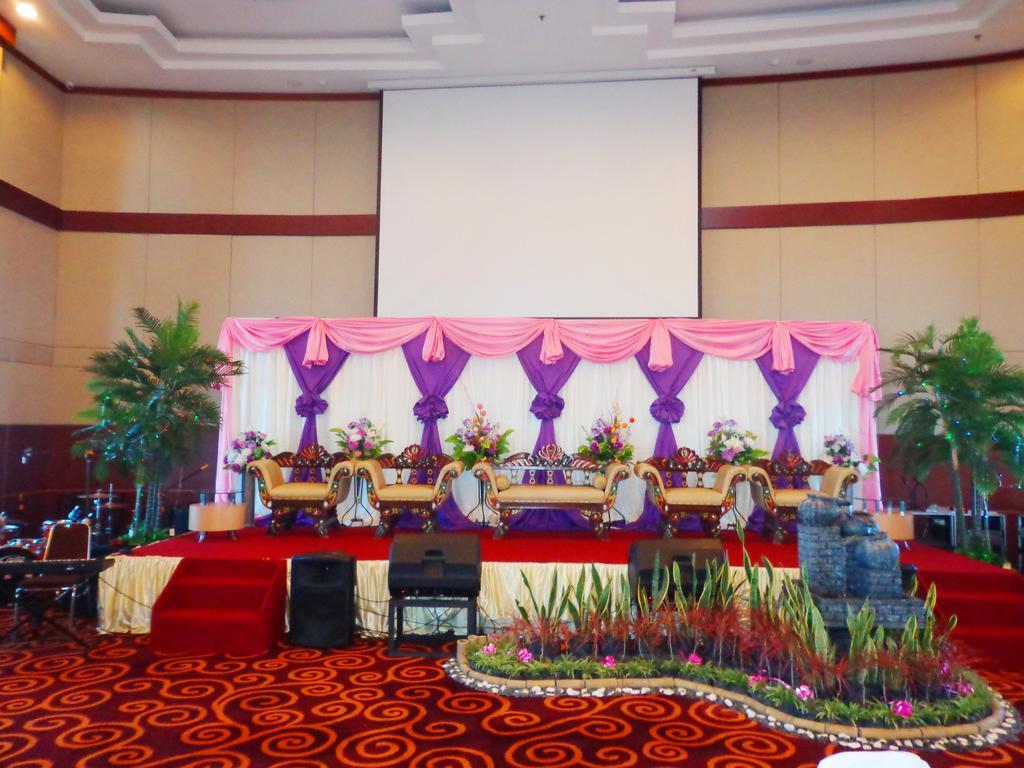 Sapadia Hotel Siantar Pematangsiantar Esterno foto