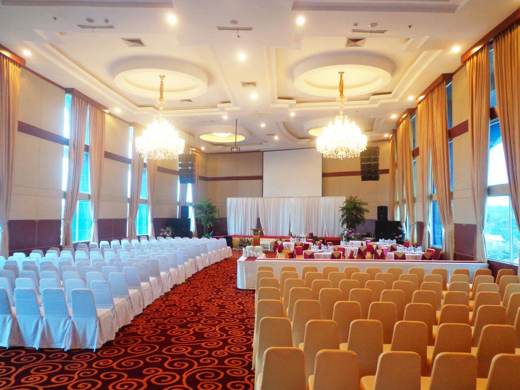 Sapadia Hotel Siantar Pematangsiantar Esterno foto