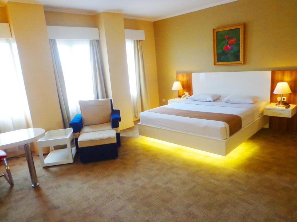 Sapadia Hotel Siantar Pematangsiantar Esterno foto